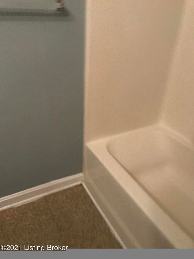 Building Photo - 1612 W Market St