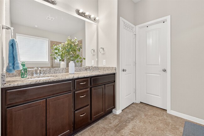 Building Photo - 3315 Brampton Island Dr