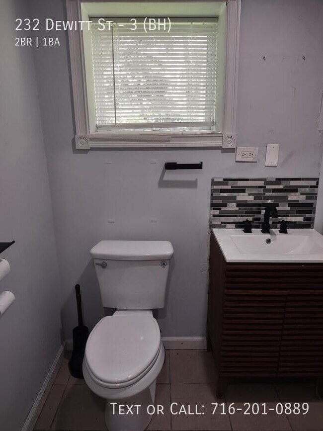 Building Photo - 232 Dewitt St