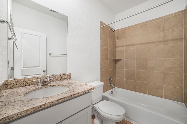 Building Photo - 412 Breccia Trl