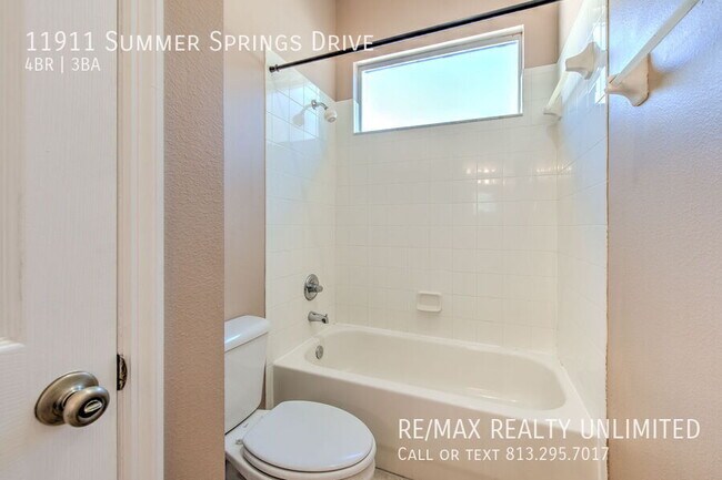 Building Photo - 11911 Summer Springs Dr