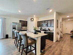 Building Photo - 2267 Vance Dr