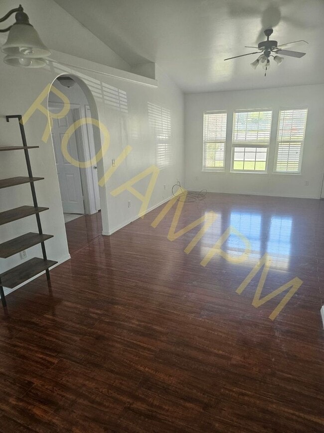 Building Photo - Beautiful 3 Bed 2 Bath Home in West Twin Falls, Idaho