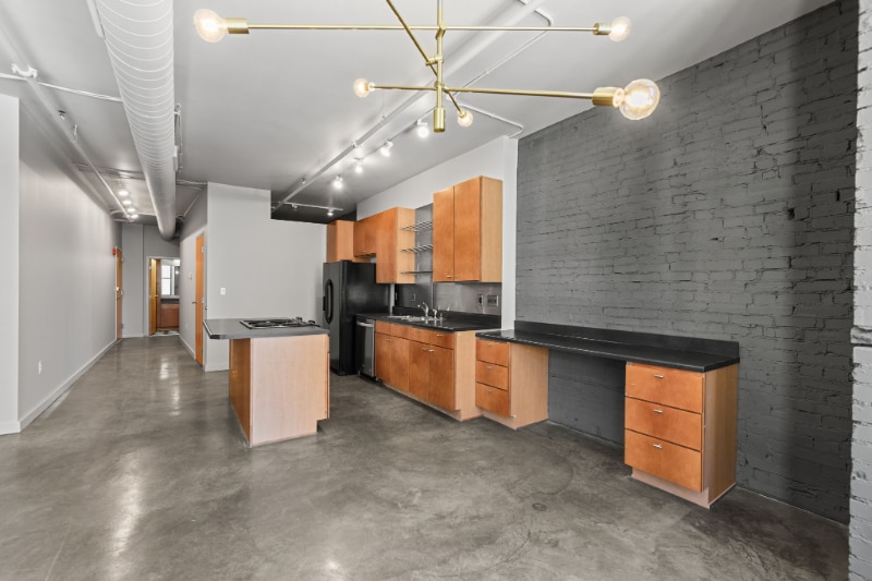 Building Photo - 1006 Olive St