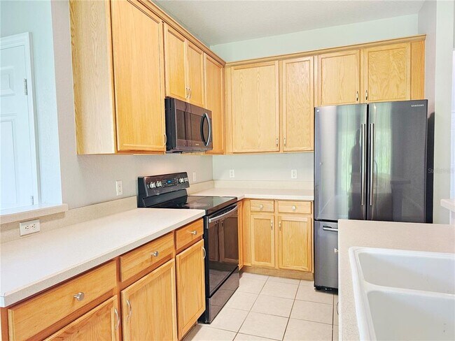 Building Photo - 8512 Abbotsbury Dr