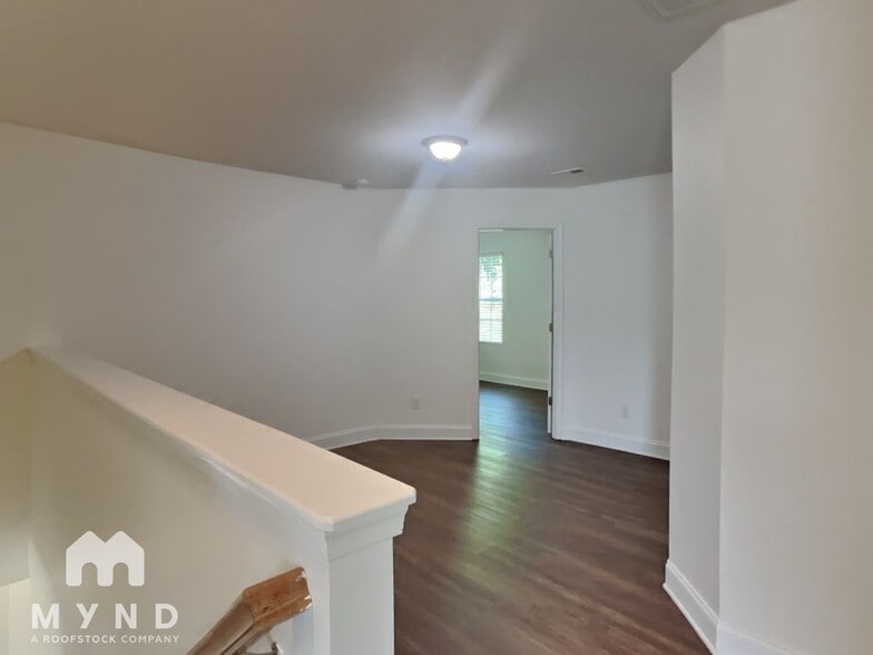 Building Photo - 3602 Exbury Gardens Dr