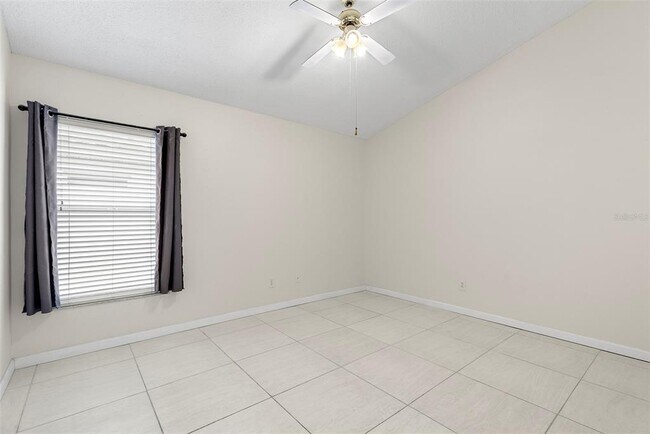 Building Photo - 5204 Creekmore Ln