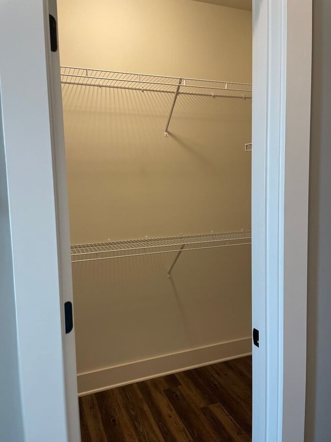 Building Photo - 3 Bedroom Home With Spacious Garage and Fenced Backyard!