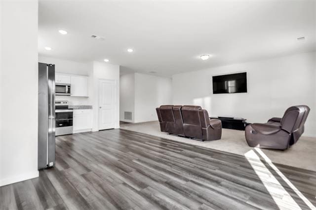 Building Photo - 404 Stone Creek Blvd