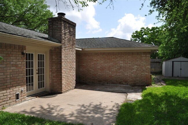 Building Photo - 22411 Merrymount Dr