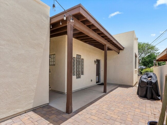 Building Photo - Sam Hughes Remodeled Home