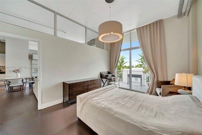 Building Photo - 2100 Van Buren St