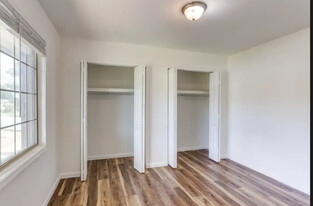 Two large closets in each bedroom - Summit View Apartments