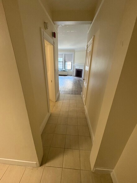 Primary Photo - 60 Boylston St