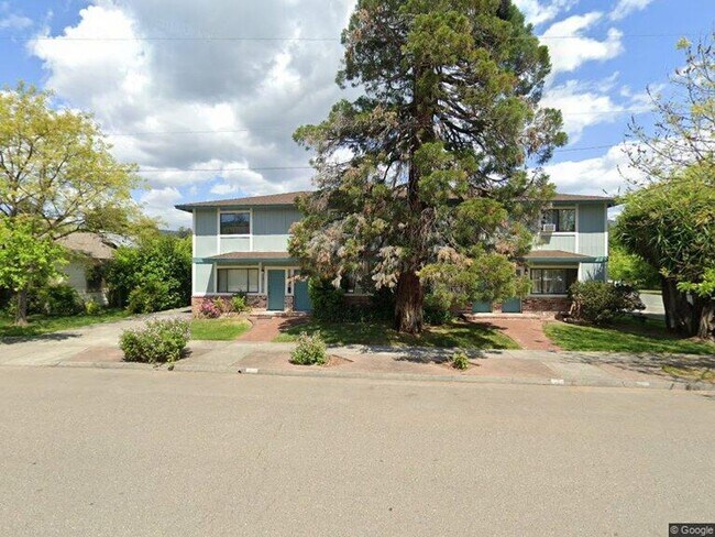 Building Photo - SouthMainStreet -4plex