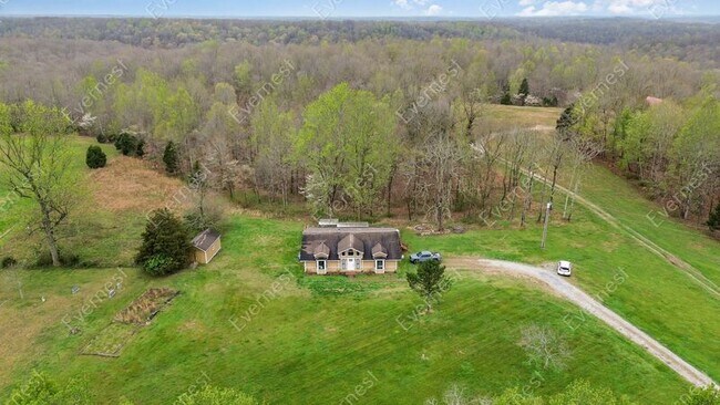 Building Photo - 7929 Daugherty-Capley Rd