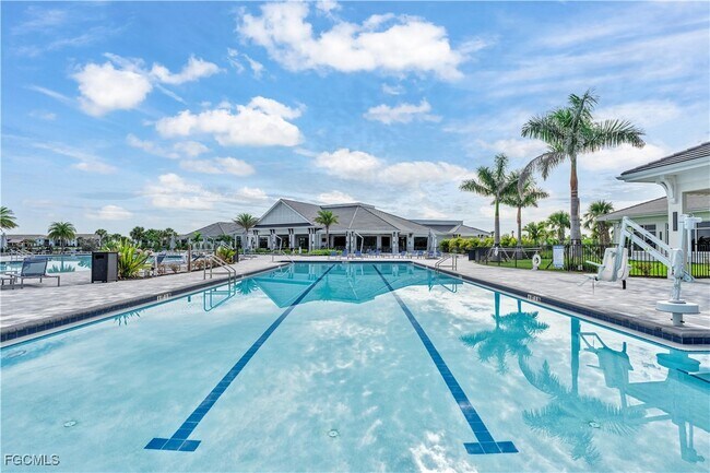 Building Photo - 43040 Greenway Blvd