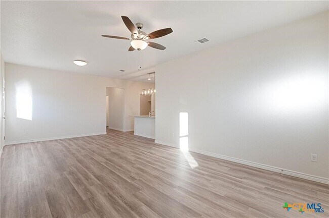 Building Photo - 505 Adley Ave