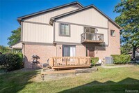 Building Photo - 276 Meadow Bridge Dr