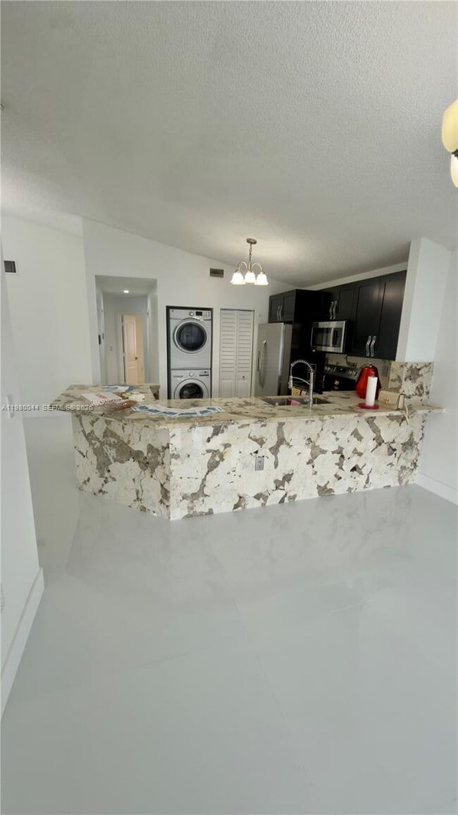 Building Photo - 17913 SW 145th Ave