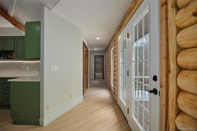 Building Photo - 568 Oak Summit Rd