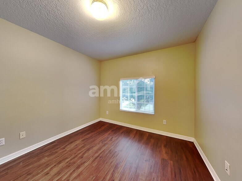 Building Photo - 1720 Portcastle Cir