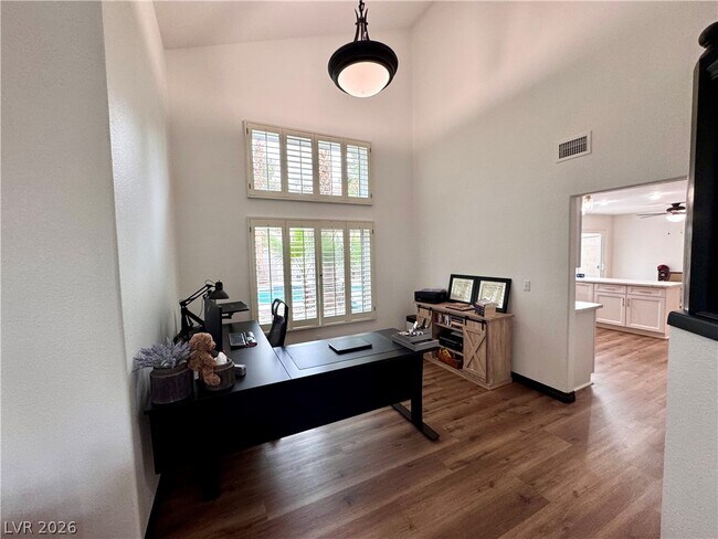 Building Photo - 2056 Pinion Springs Dr
