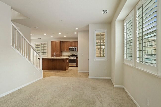 Building Photo - 3920 Purple Finch Ln