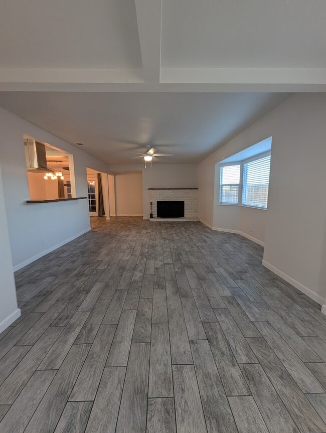 Building Photo - 3334 Fair Oaks Dr