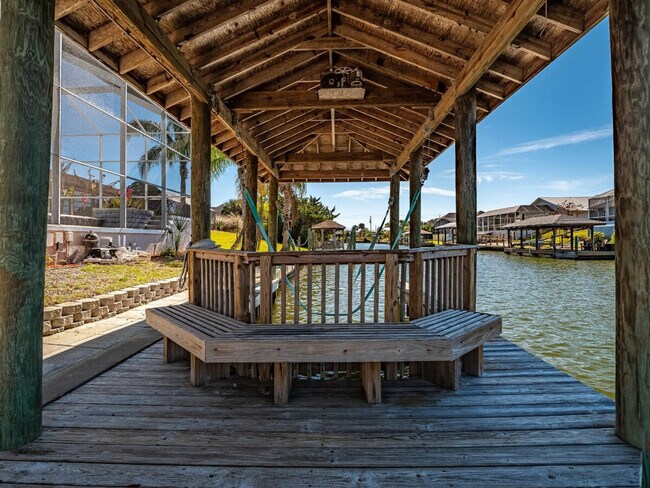 Building Photo - 23 Claridge Ct N