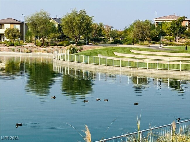 Building Photo - 367 Haddocks Hall Pl