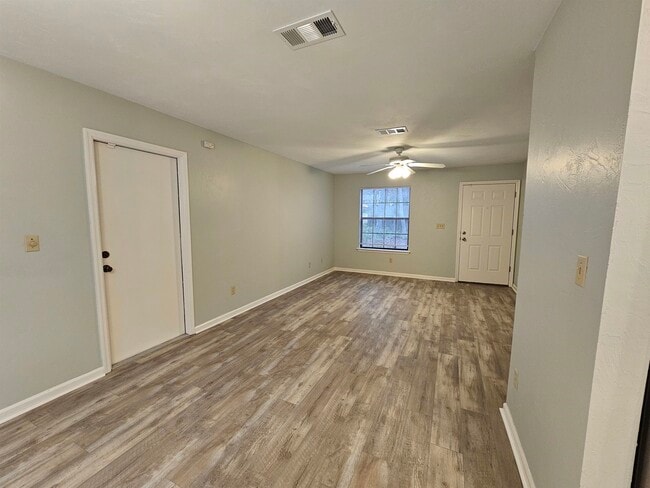 Building Photo - 8224 Hunters Ridge Trail