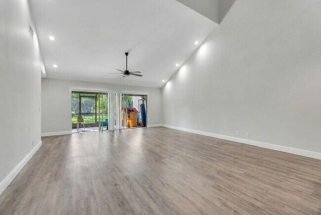 Building Photo - 20824 Boca Ridge Dr N