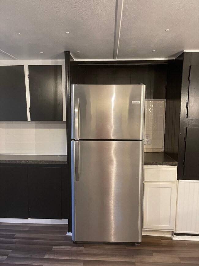 Building Photo - 2315 Geri Ann Ln