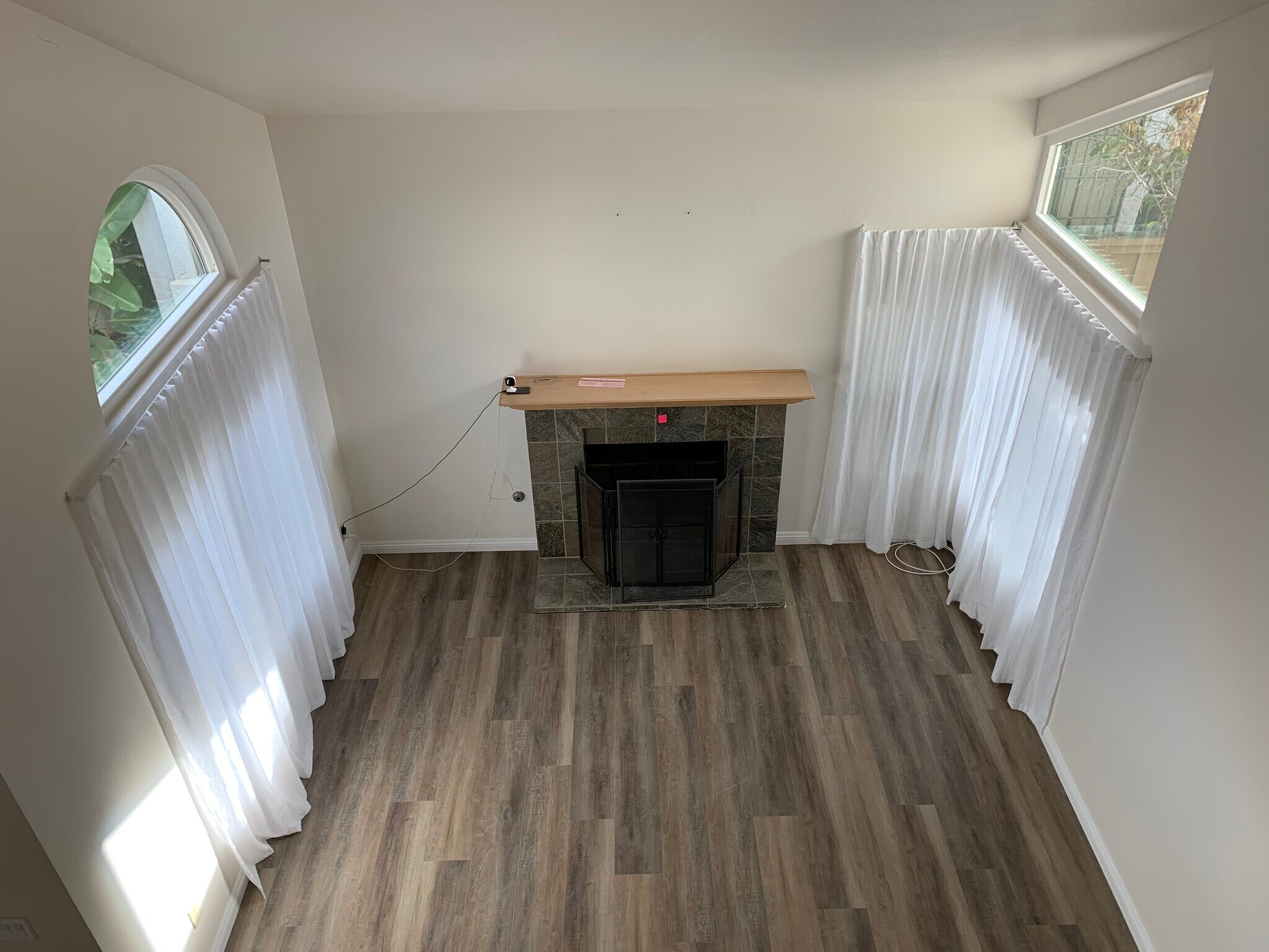 Living room from 2nd floor looking down - 10734 Chinon Cir