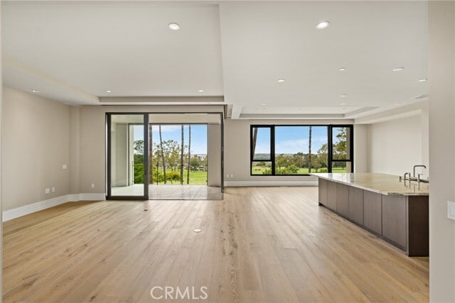 Building Photo - 1313 Santa Barbara Dr