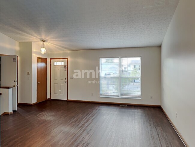 Building Photo - 2180 Maribeth Pl