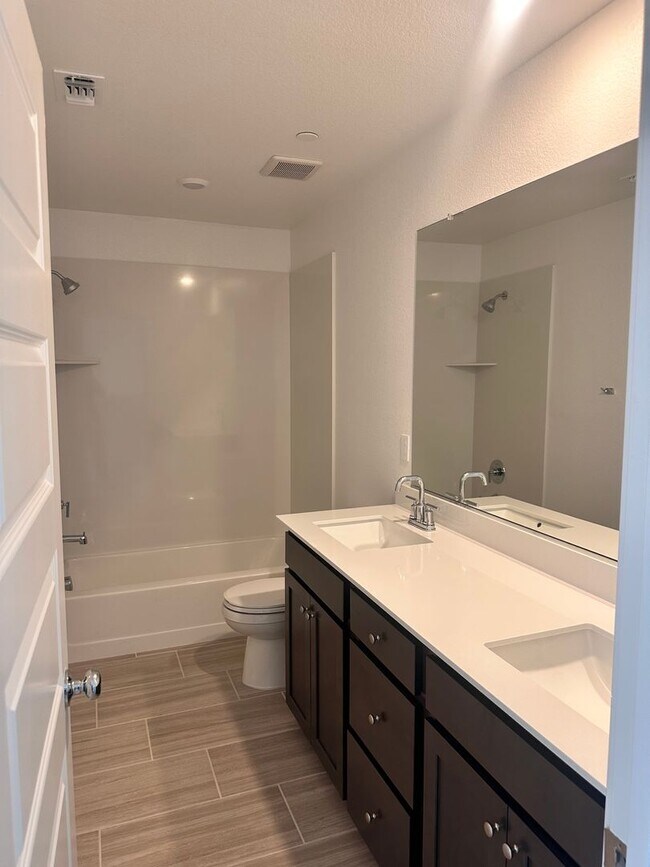 Building Photo - New Home in Westlake Villages