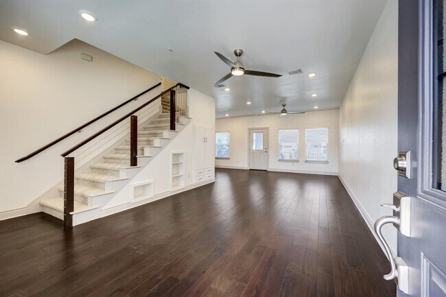 Building Photo - 2105 Tiger Trail