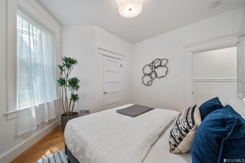 Building Photo - 3177 California St