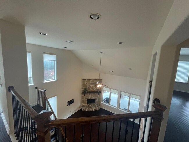 Building Photo - 3903 Birch Vale Ln