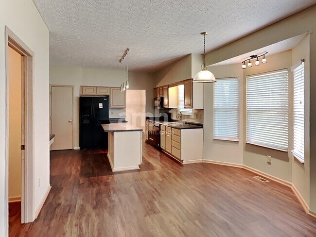 Building Photo - 7938 Windrift Pl