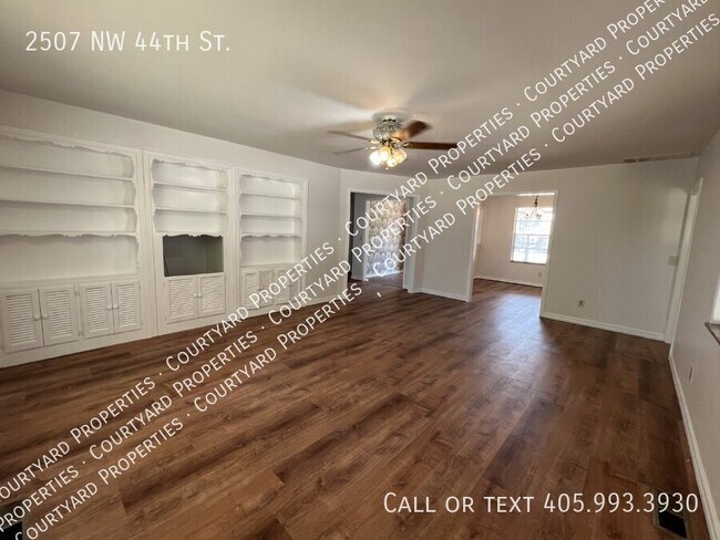 Building Photo - 2507 NW 44th St