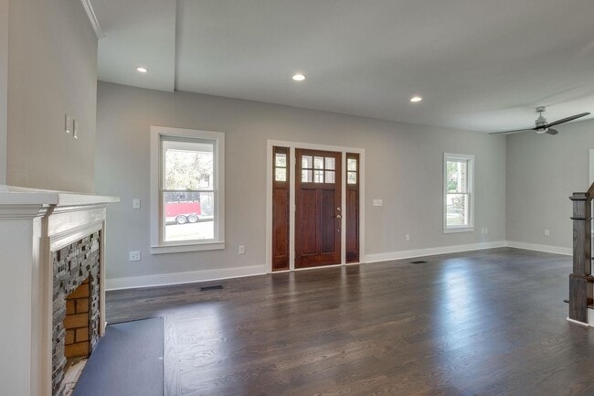 Building Photo - 1509 Ashwood Ave