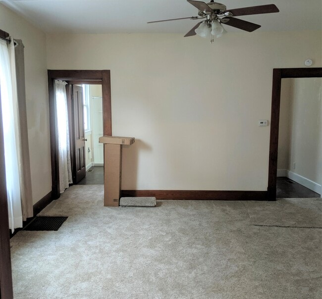 Building Photo - 135 Griswold St