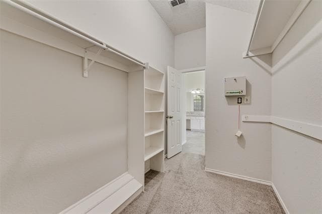 Building Photo - 5909 Meadowcrest Ln