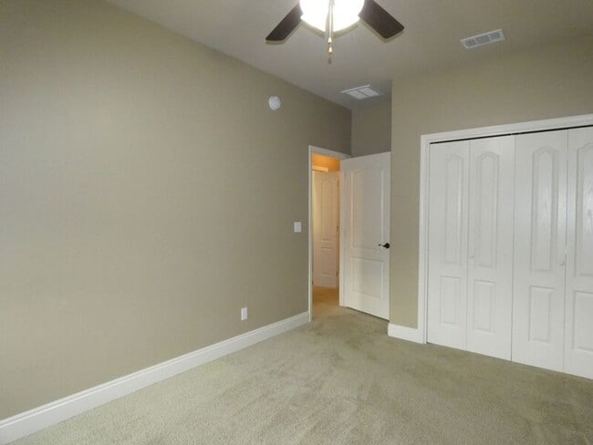 Building Photo - 1737 Sound Haven Ct