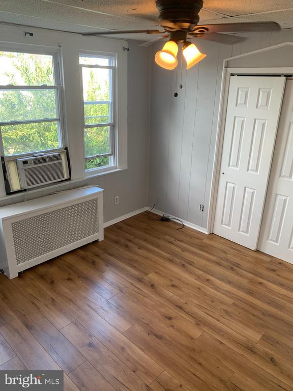 Building Photo - 4135 Gilham St