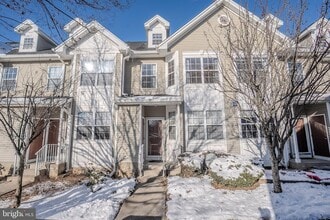 Building Photo - 1603 Blossom Cir