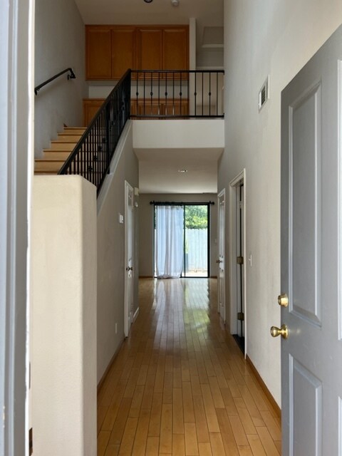 Building Photo - 4979 San Marcos Ct